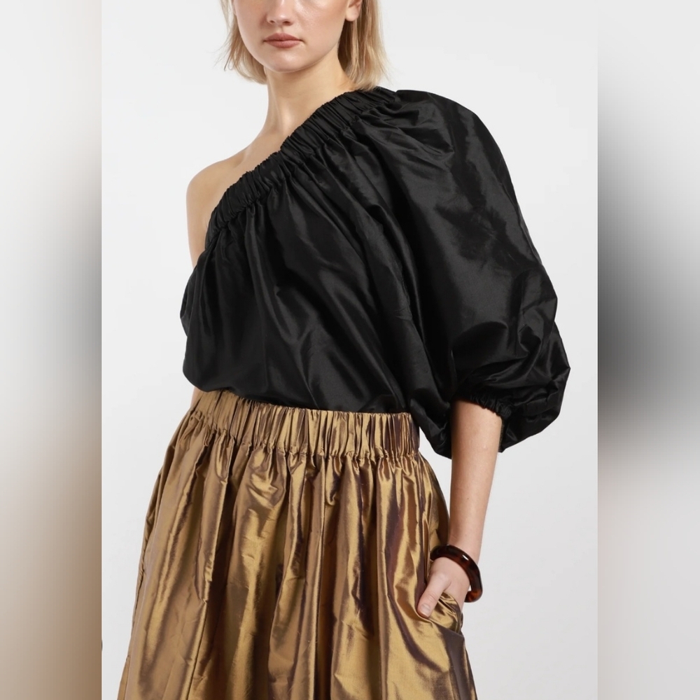 NWT ♤ ARTCLUB ♡ Mariposa One Shoulder Black Dulion Silk Blouse